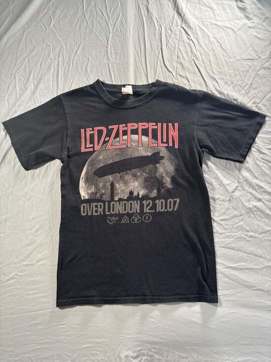 Anvil Other - Led Zeppelin Band Tour T Shirt Over London 2007 Size‎ Medium